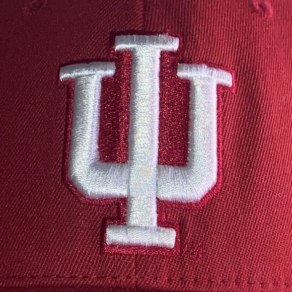 Men's Top of the World Crimson Indiana Hoosiers Red & White Fitted Hat - Picture 2 of 12